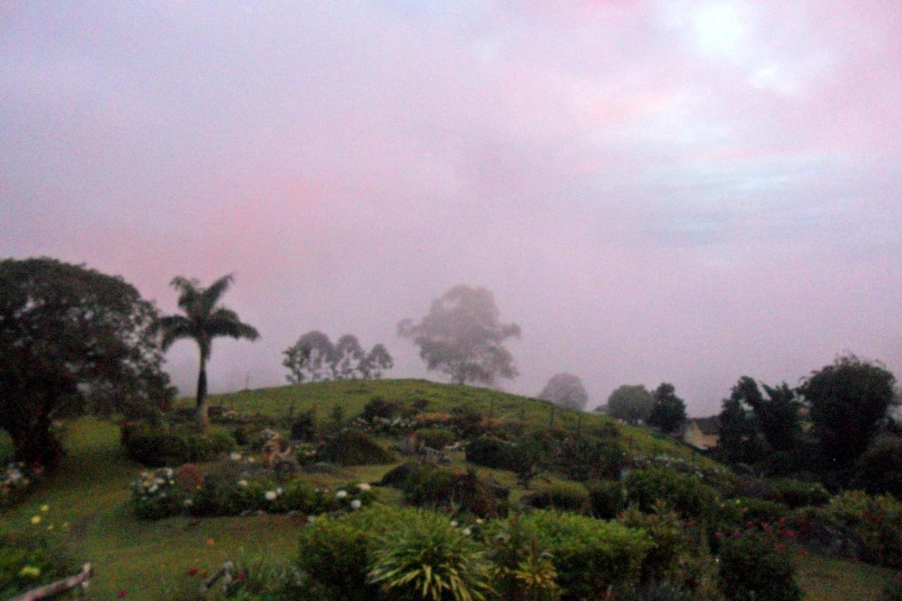 Вилла Fazenda Monte Verde A Morada Do Muriqui Сан-Франсиску-Хавьер Экстерьер фото